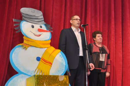 На благотворительной новогодней ёлке партии "Единая Россия" в Алексеевке